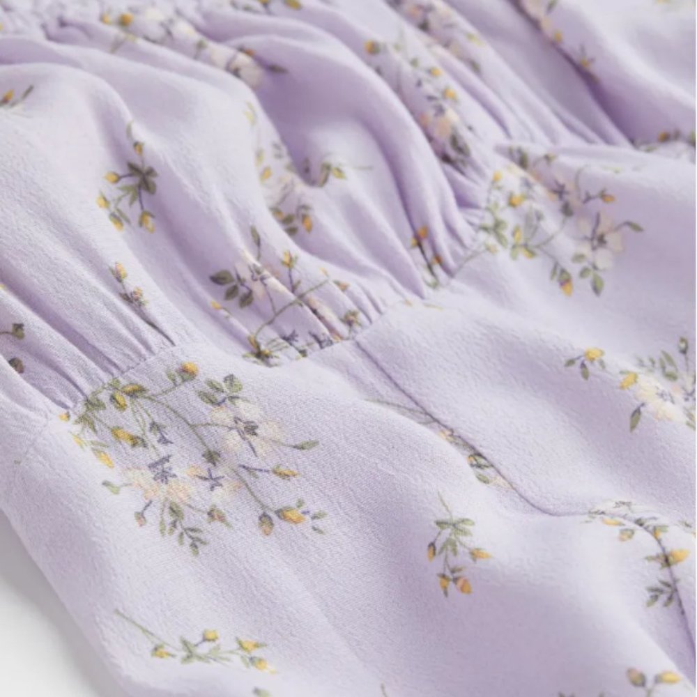 💕 HOST PICK! 💕 H&M Floral Printed Lavender Dress - Picture 3 of 3